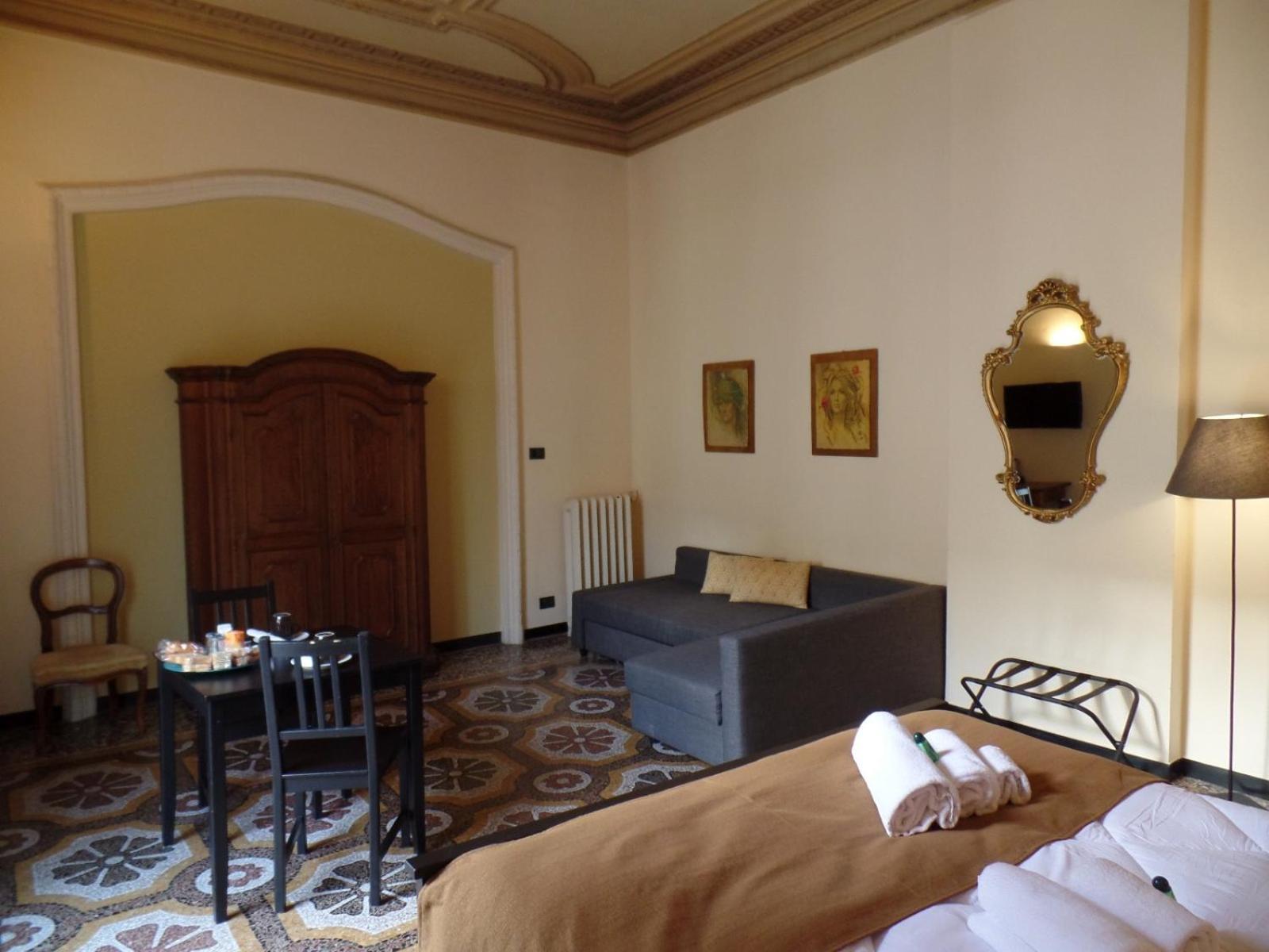 B&B Genova Centro Екстериор снимка