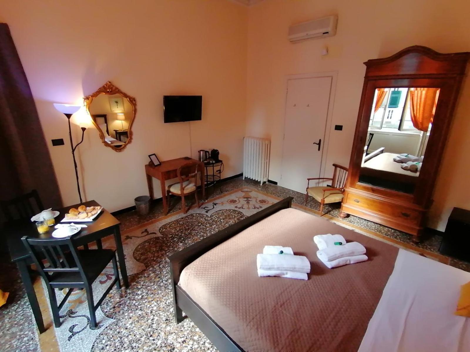 B&B Genova Centro Екстериор снимка