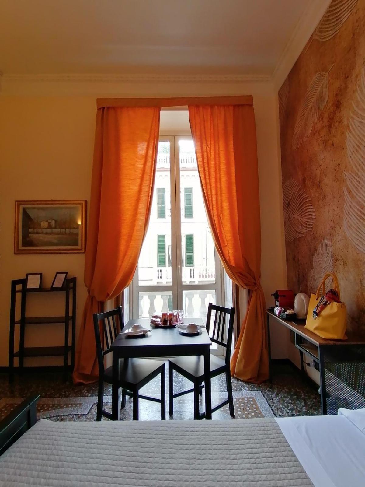 B&B Genova Centro Екстериор снимка