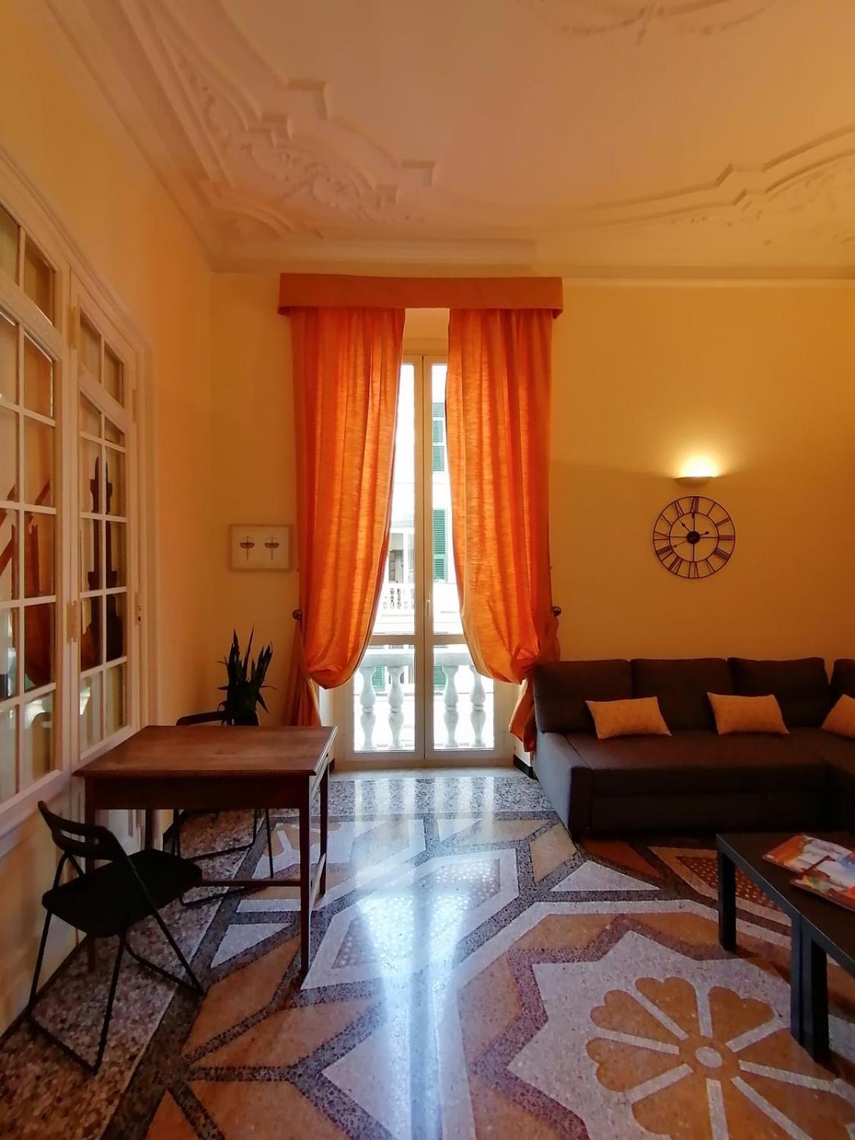 B&B Genova Centro Екстериор снимка